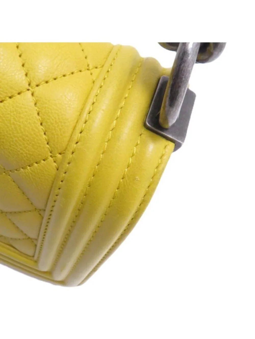 Chanel Boy 20 Quilted Chain Shoulder Yellow Silver Lambskin Bag